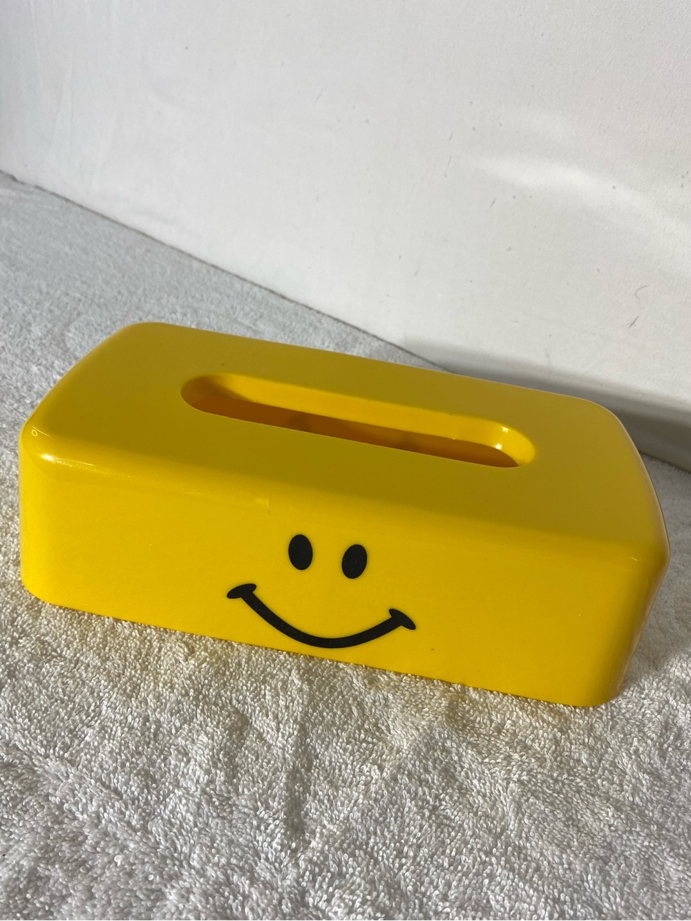 Vintage Retro Yellow Smiley Face Ceramic Tissue Box Cover Holder Pop Art
